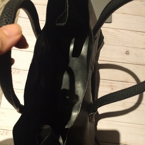 Faux leather tote by Justfab🍀🍀🌸🌸 - Picture 6 of 8